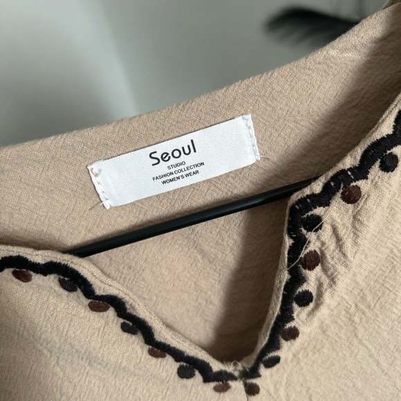 Zara Beige Dress with Black Floral Detail - Picture 4 of 5